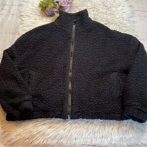 POSTER GIRL Sherpa Black Crop Zip Up sz S
